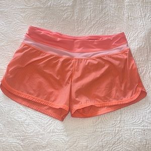 LULULEMON Speed Up Shorts 4 in